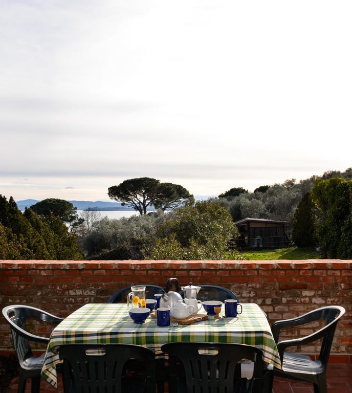 Borgo La Dogana Hotel Tuoro sul Trasimeno Exterior photo